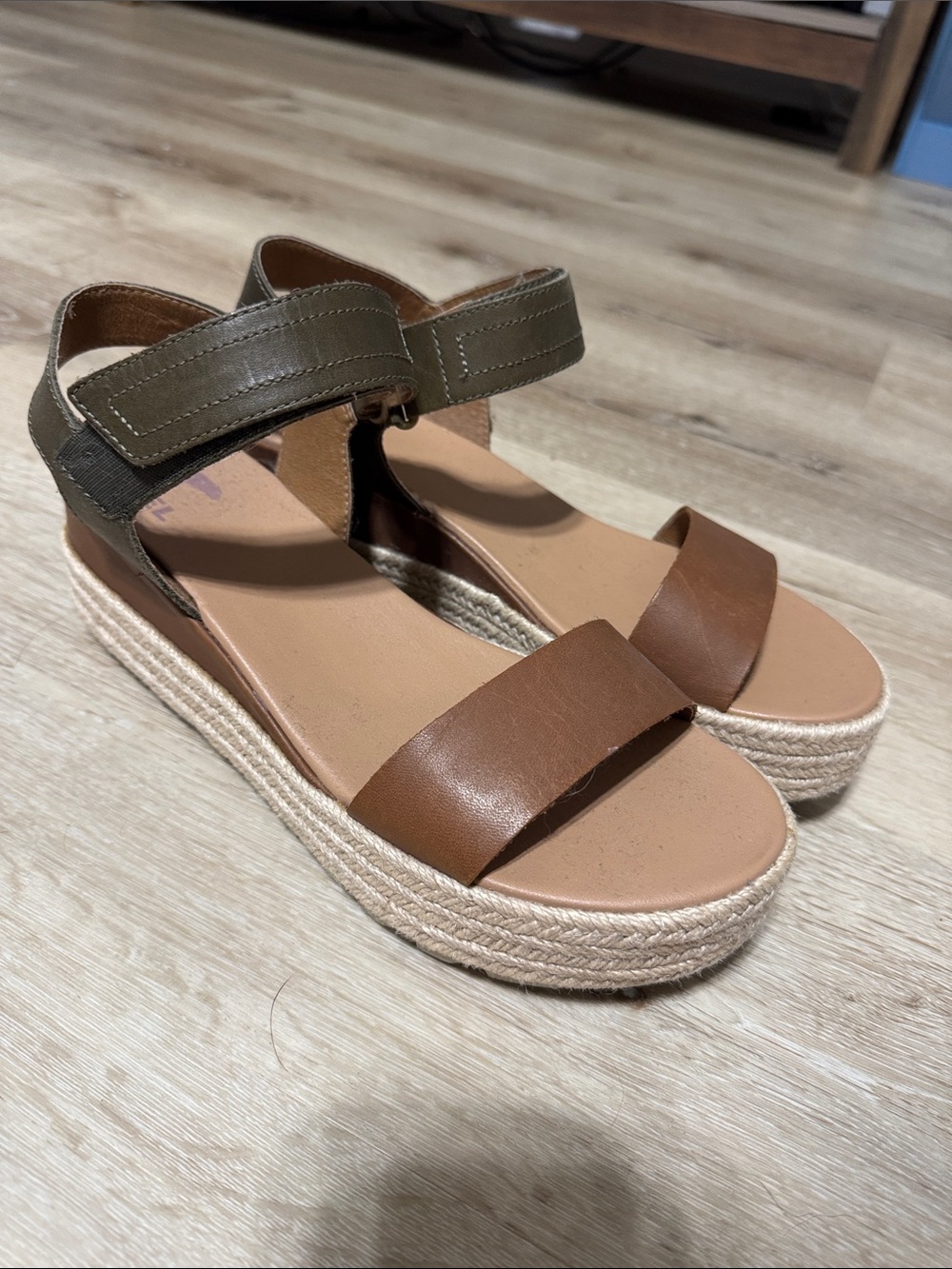 Sorel Womens Brown Platform Espadrille Sandals with Olive Strap-Size 10